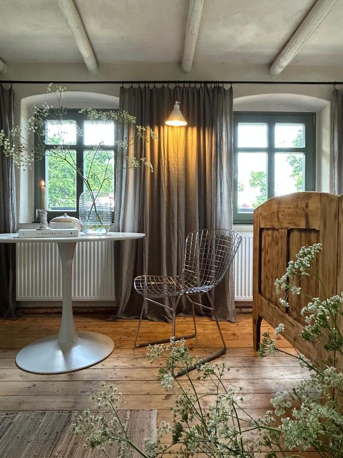 Bed and Breakfast Dom Na Krzewiu à Gryfów Śląski Extérieur photo